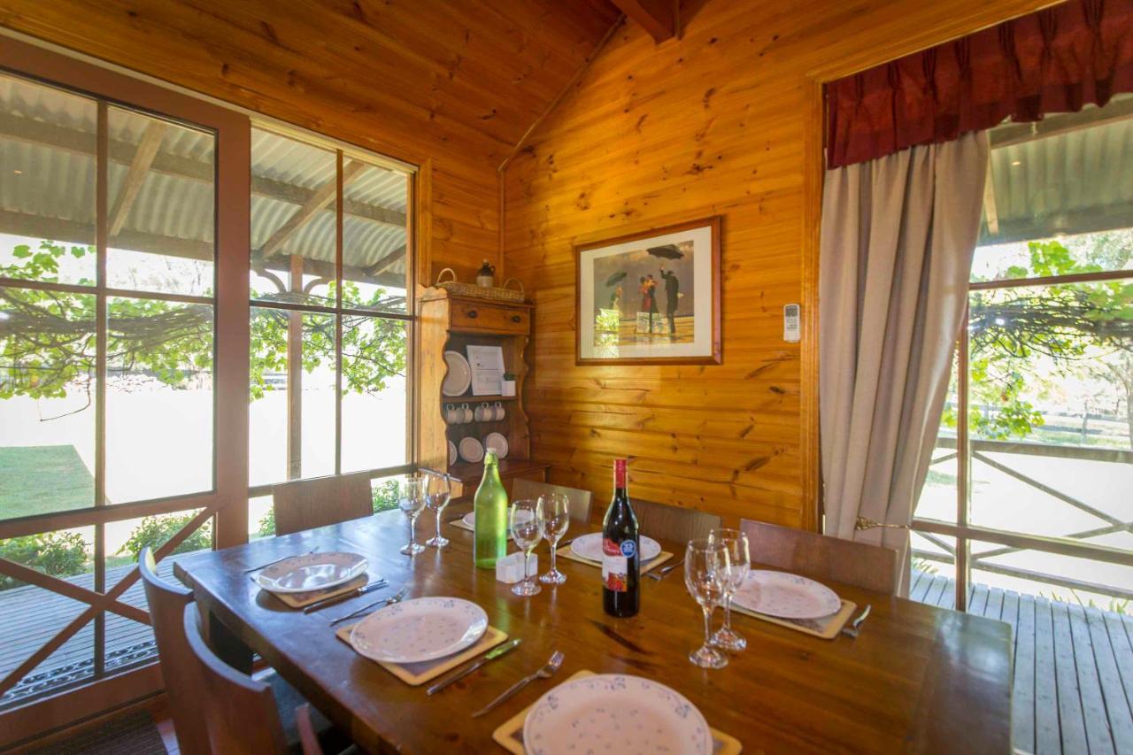 Silky Oak Cottage Pokolbin Exterior photo